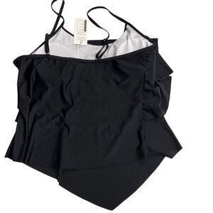 IN’VOLAND Women’s Black Swimsuit Top, Asymmetrical Hem Padded Size 18W New